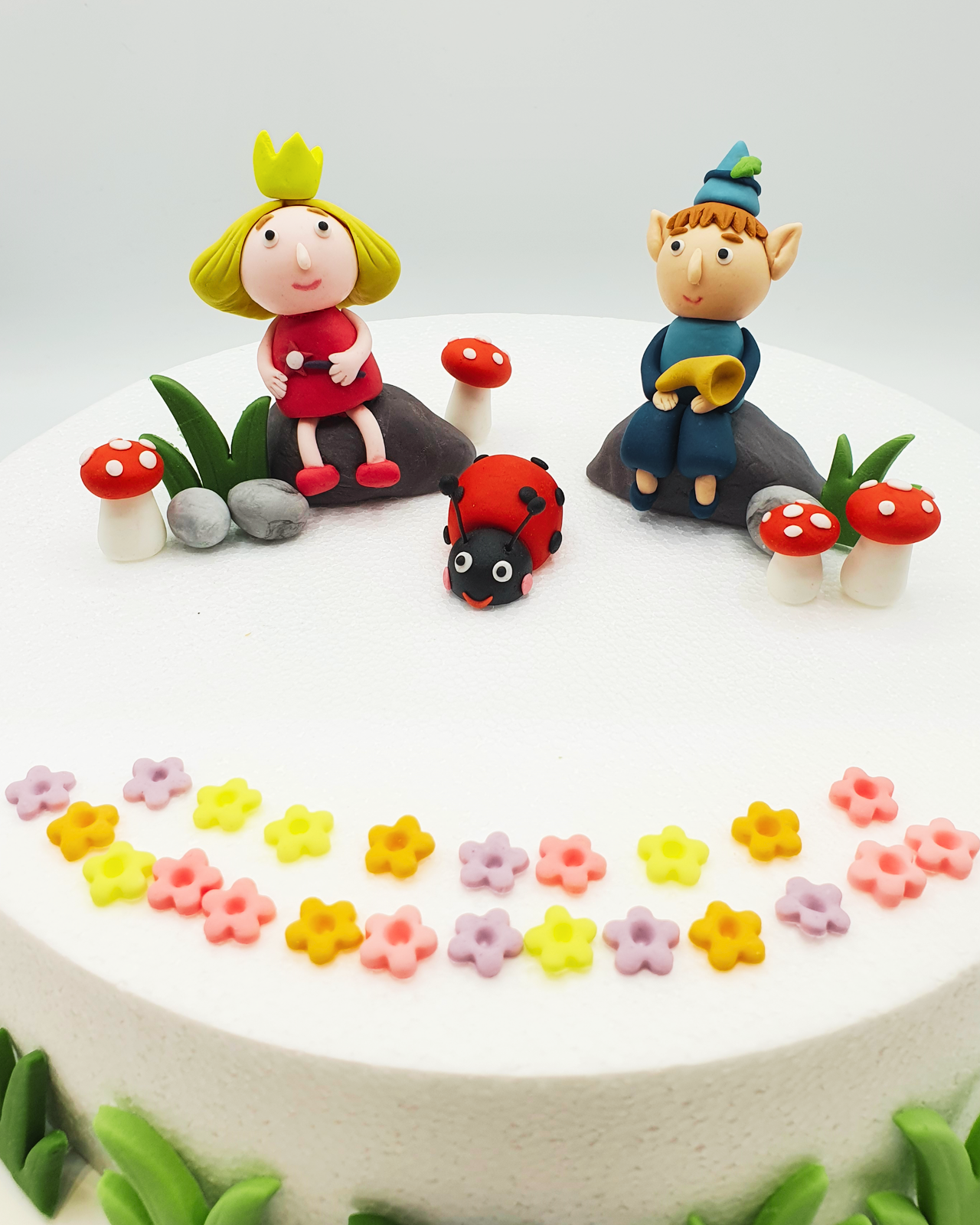 Ben & Holly's Little Kingdom Inspired (Unofficial) Fondant Cake Toppers