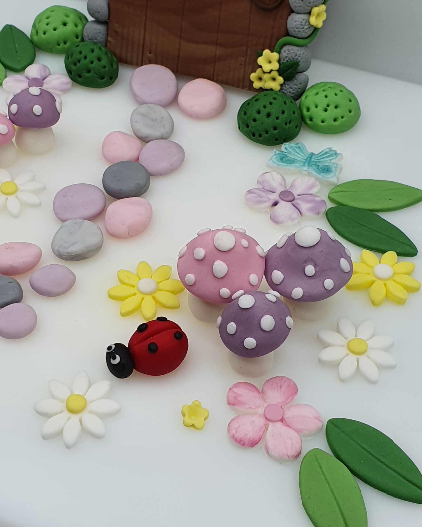 Fairy Garden Fondant Cake Toppers