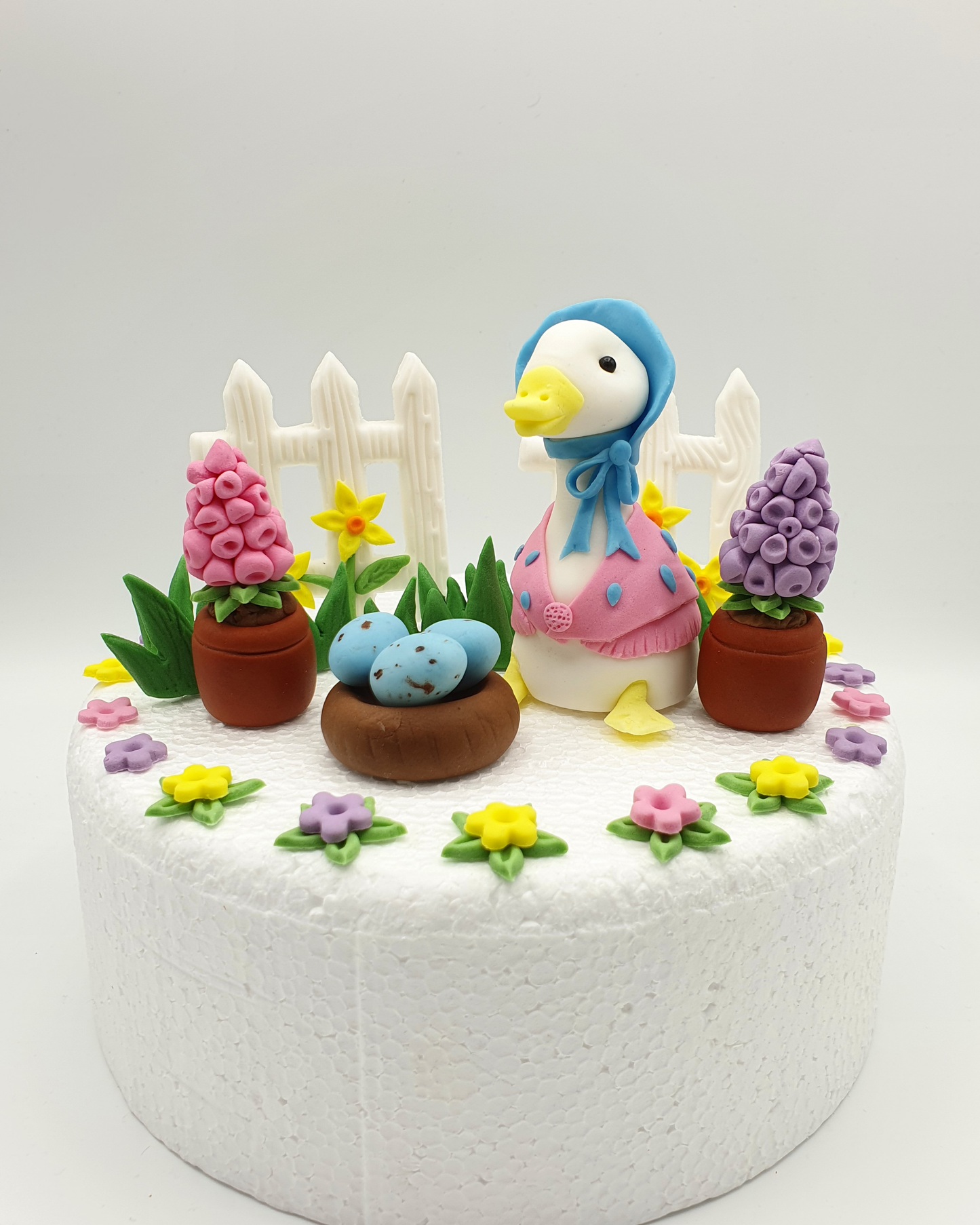 Jemima Puddle-Duck Inspired (Unofficial) Fondant Cake Toppers