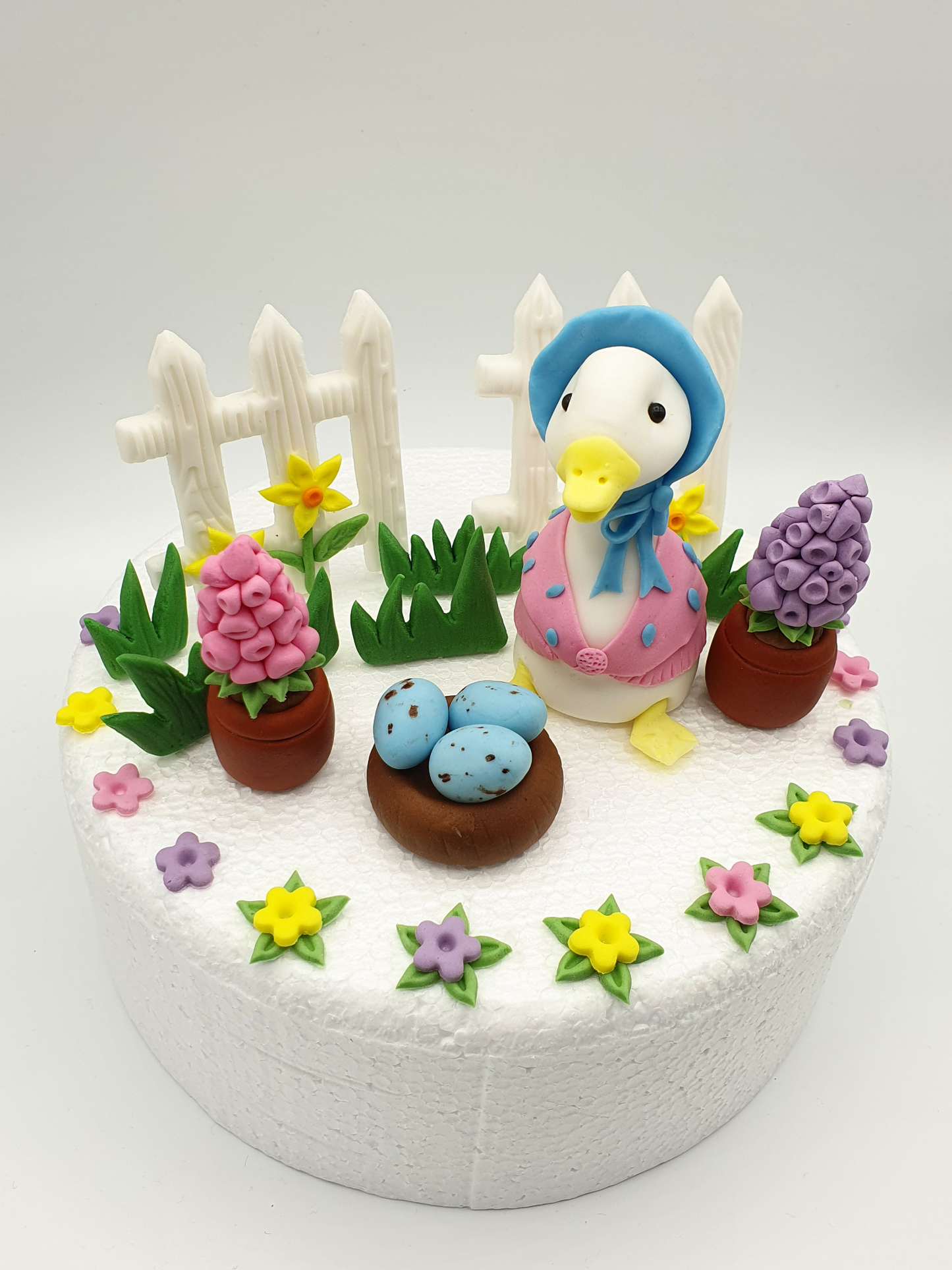 Jemima Puddle-Duck Inspired (Unofficial) Fondant Cake Toppers