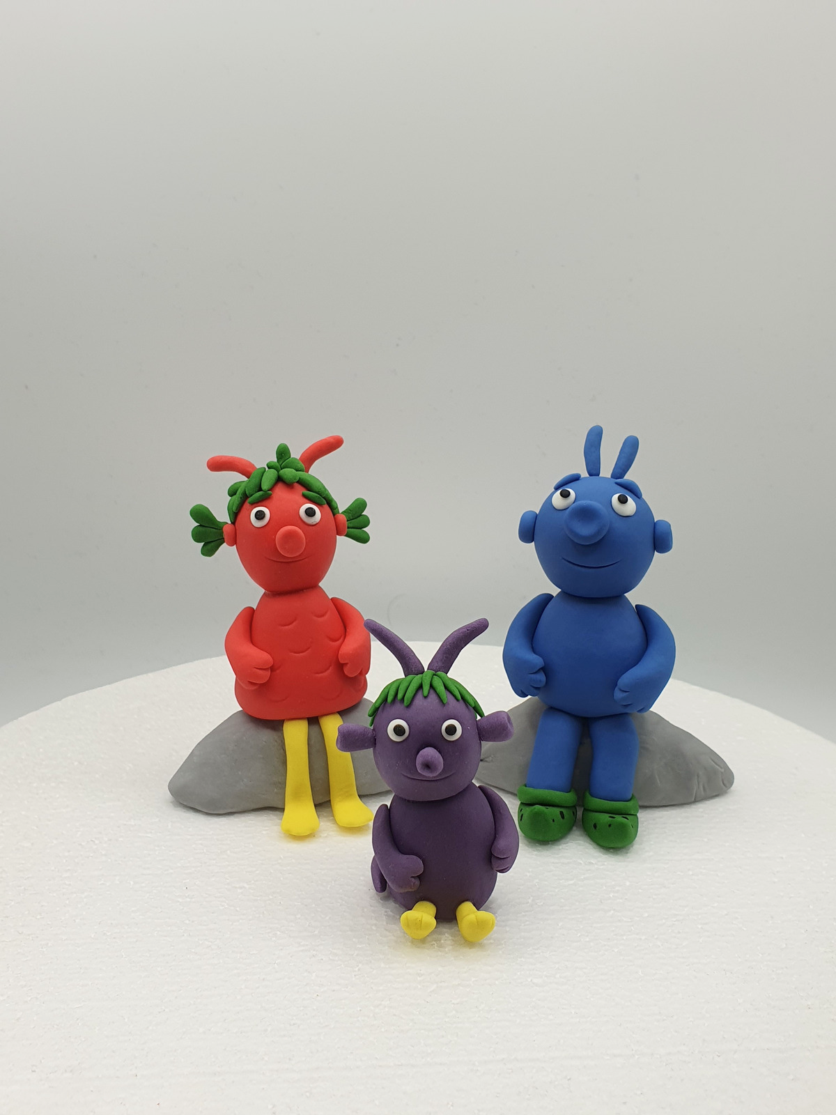 The Smeds and the Smoos Inspired (Unofficial) Fondant Cake Toppers