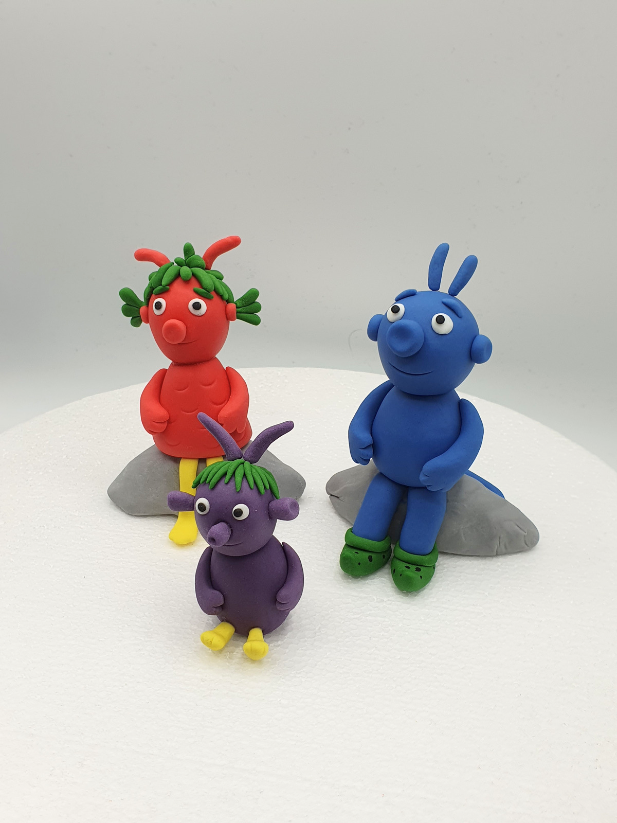 The Smeds and the Smoos Inspired (Unofficial) Fondant Cake Toppers