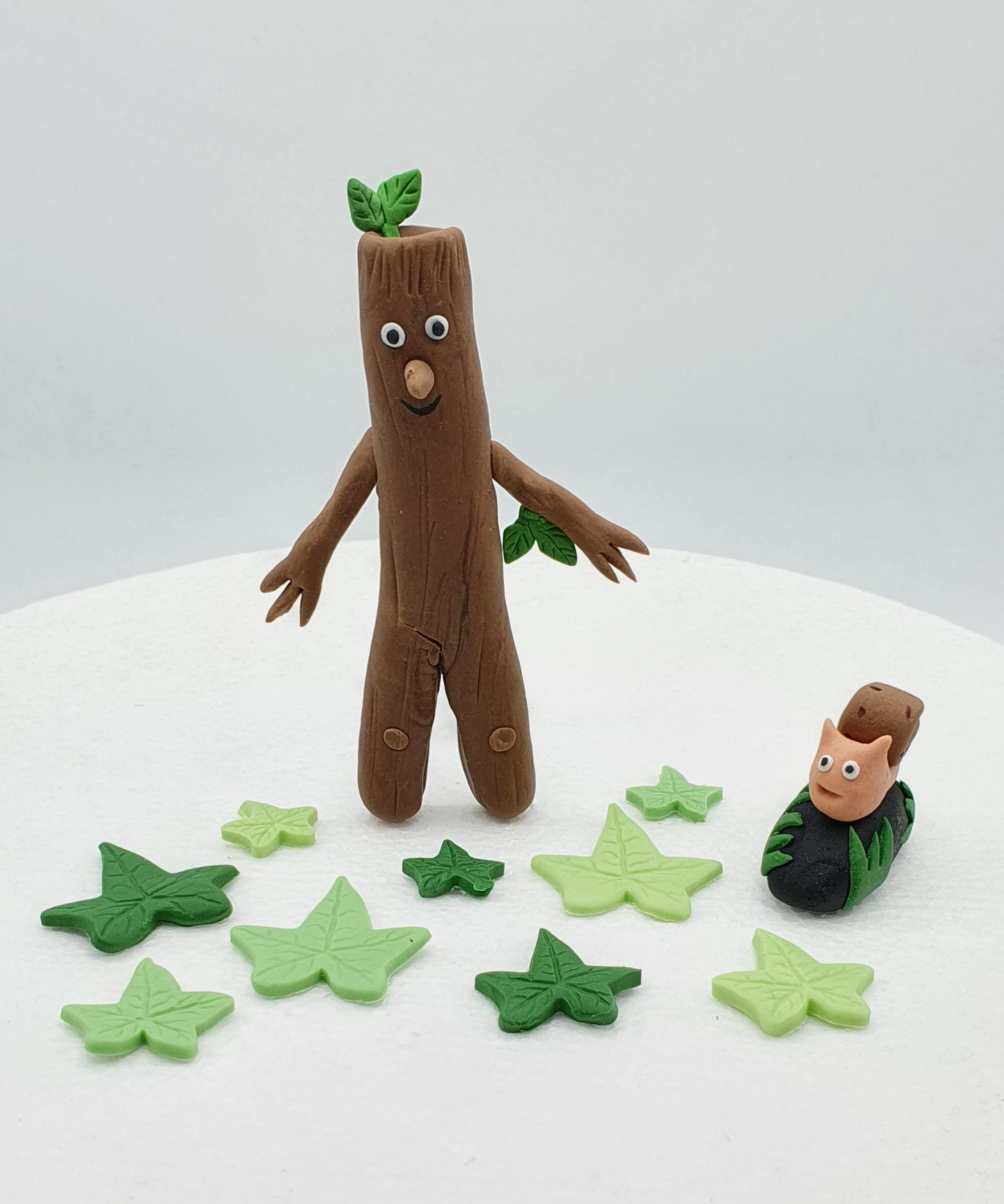 Stick Man Inspired (Unofficial) Fondant Cake Toppers