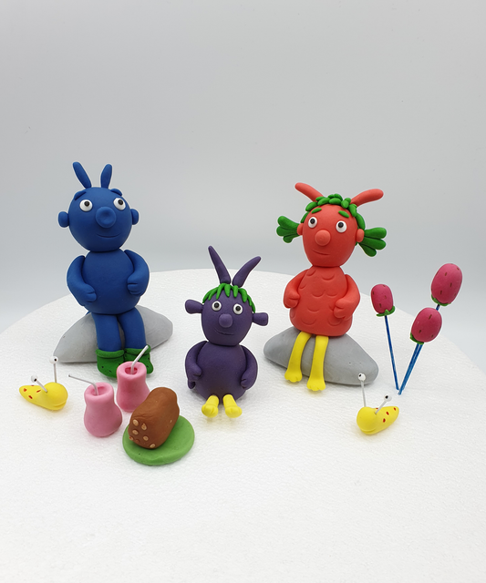 The Smeds and the Smoos Inspired (Unofficial) Fondant Cake Toppers