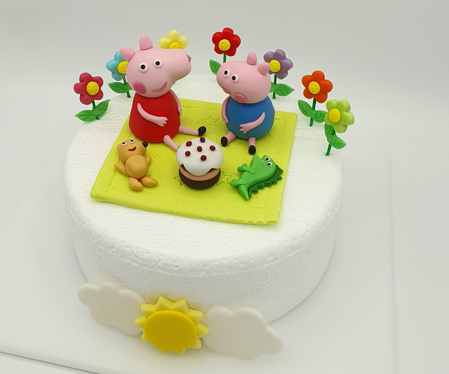 Peppa Pig Inspired (Unofficial) Fondant Cake Toppers