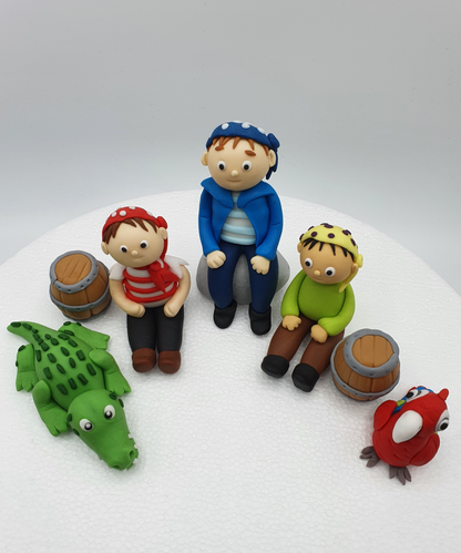 Pirates Inspired Fondant Cake Toppers